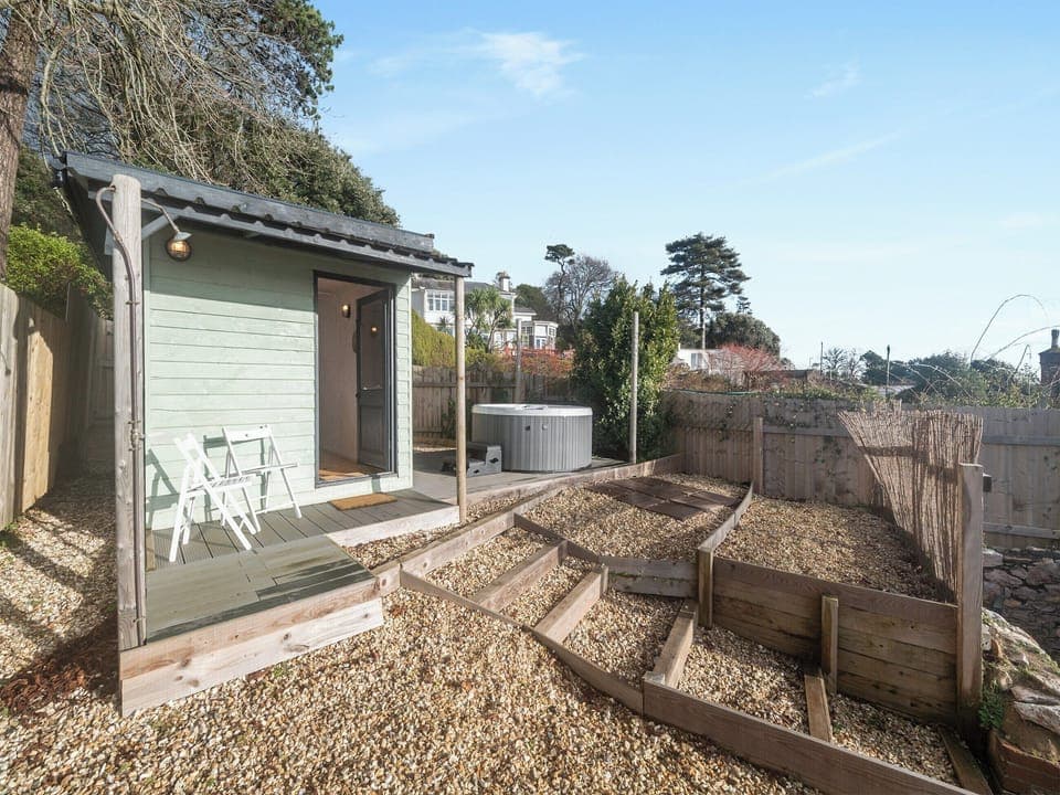 Exterior | The Lookout, Torquay