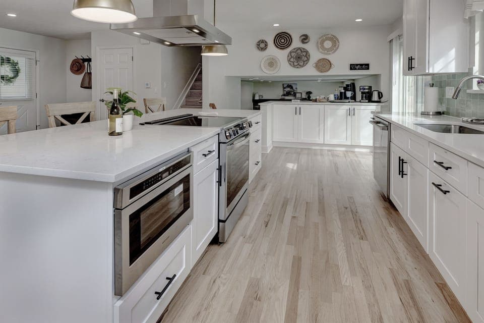 Stainless Pull-Out Microwave Drawer