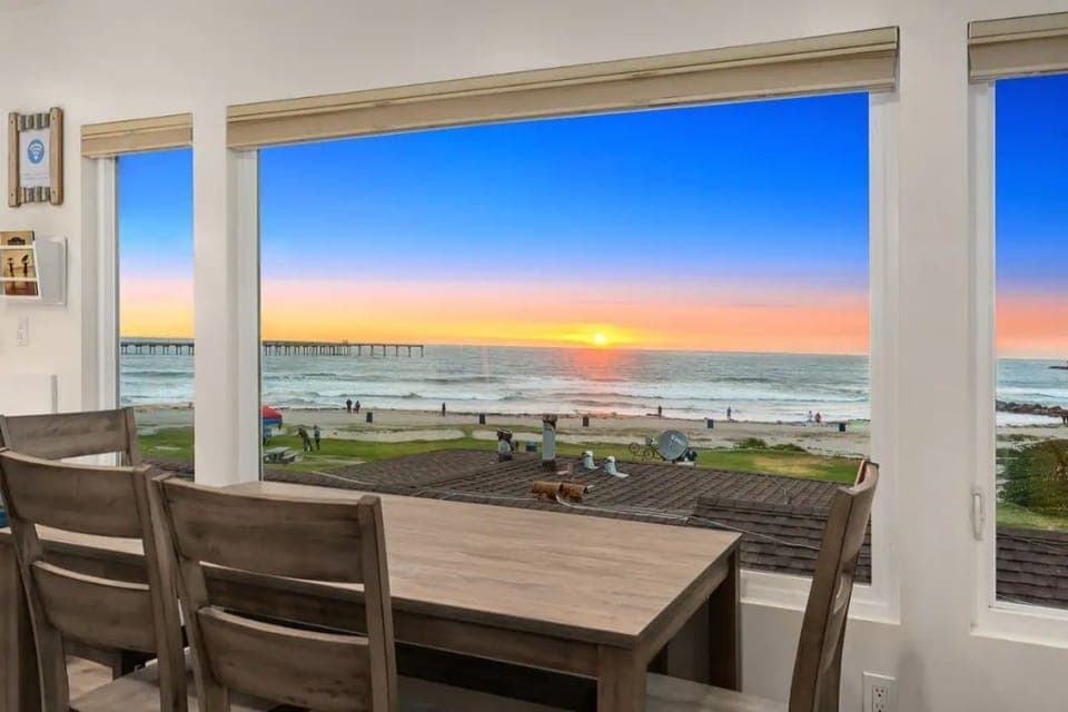 The view from the dining/living room. (This is our former dining table).