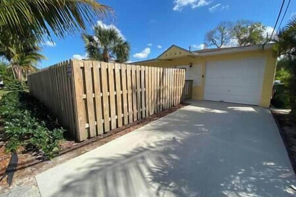 Front Entrance to The Captain Quarters