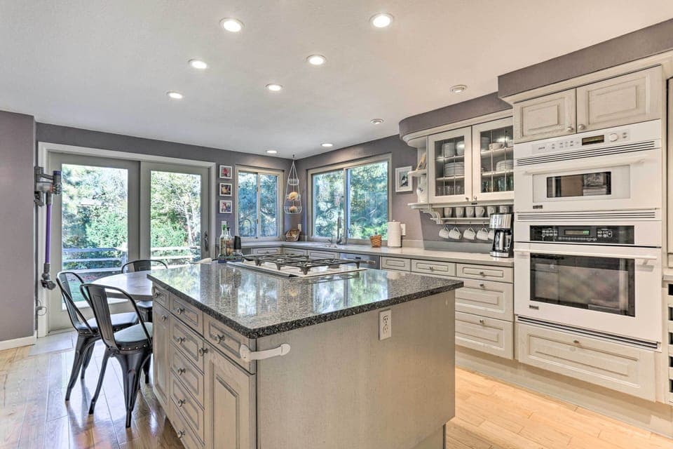 Kitchen | 1st Floor