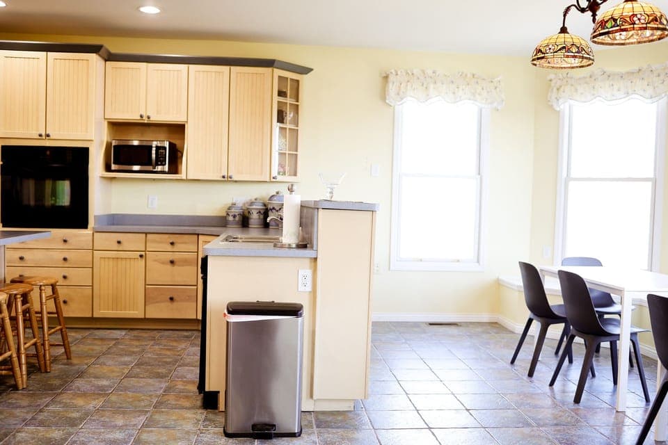 Keep the conversation going between our open concept kitchen and dining area. 