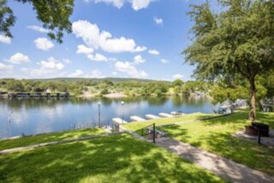 182f02d9-75f5-470a-9ce6-b0c09be23021