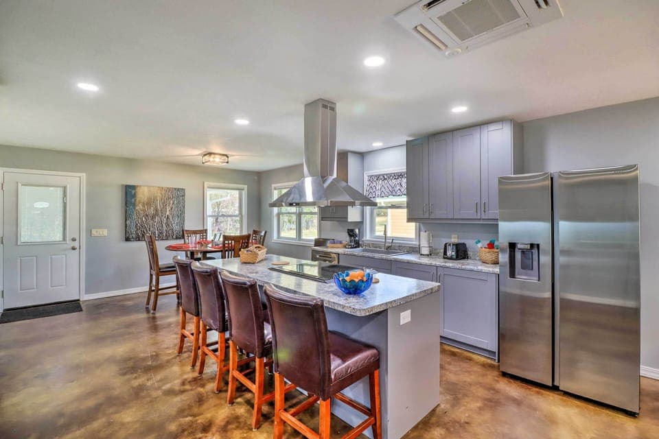 Cotter Vacation Rental | 3BR | 2BA | Step-Free Access | 1,700 Sq Ft