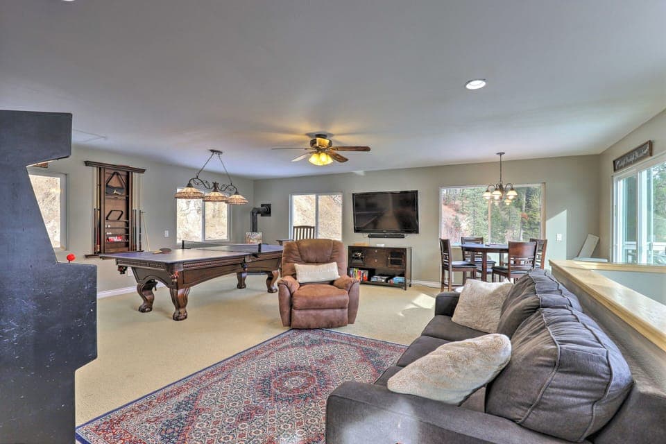 Loon Lake Vacation Rental | 1BR | 1BA | Stairs Required | 700 Sq Ft