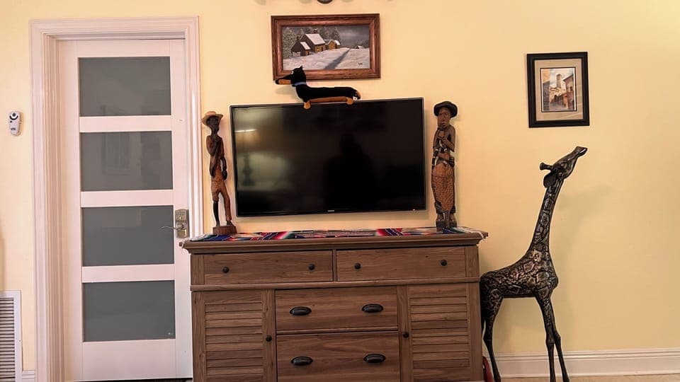 Common area living room 2