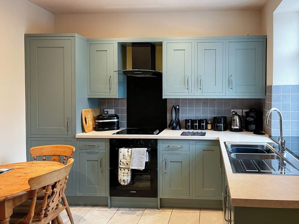 Kitchen/diner | Lindum Cottage, Monyash