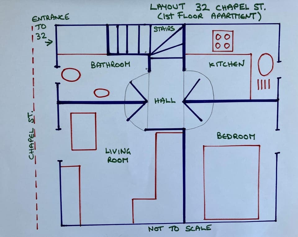  32 Chapel St, floor plan with access via stairs.