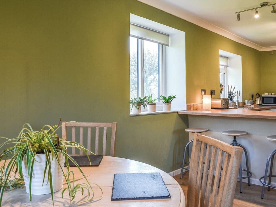 Kitchen/diner | Meadow Cottage - Gowerton Cottages, Gowerton, near Swansea