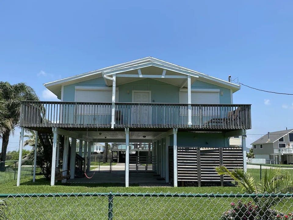 Fenced in yard and plenty of room to play and enjoy the breeze in the swings! 