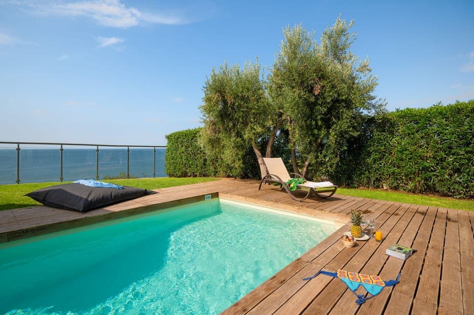 Private pool and pool deck