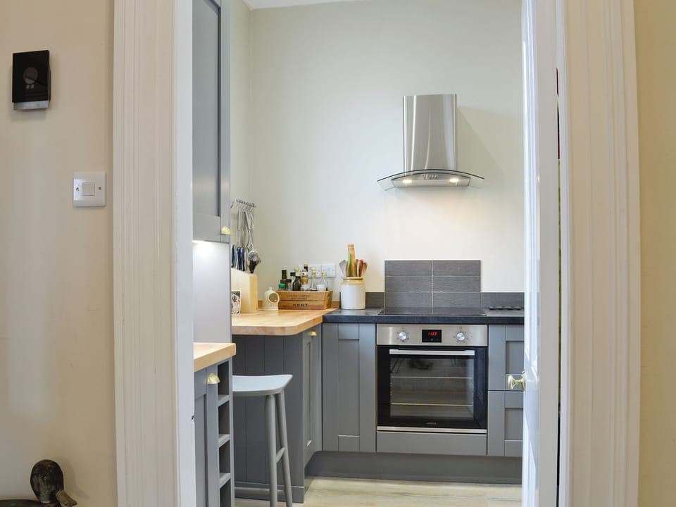 Well equipped kitchen | Neuadd, Menai Bridge, near Bangor