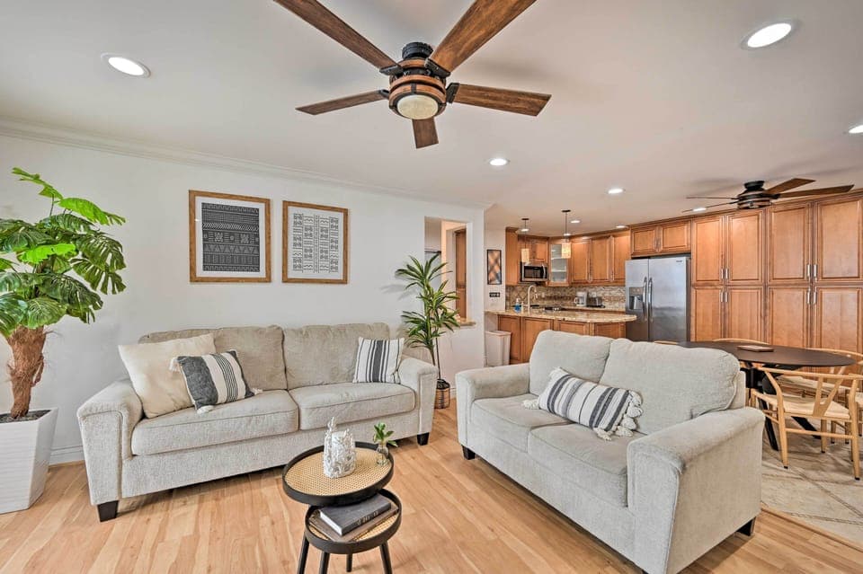 Living Area | Cable TV