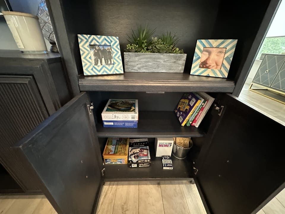 Books, games, puzzles for all ages!