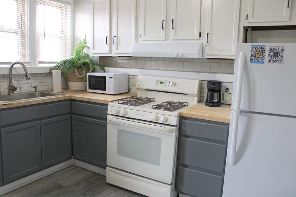 Fully Stocked Kitchen