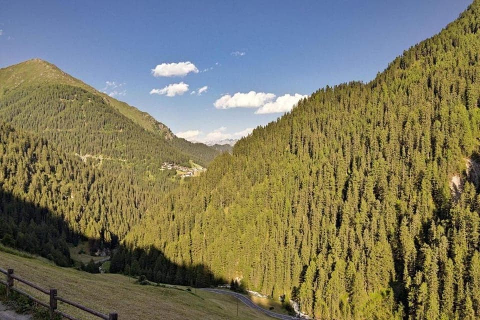 Surroundings [summer] (1-5 km)