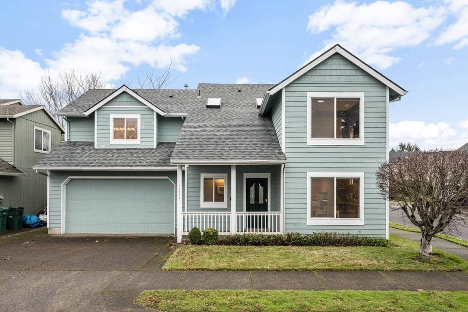 Welcome to Seiben Creek Retreat! Please enjoy this one of a kind rental between Portland and the great outdoors!