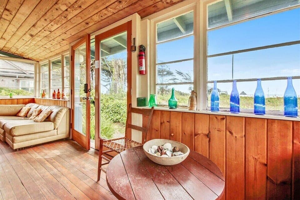 Main Entry Sunroom at Rustlewood