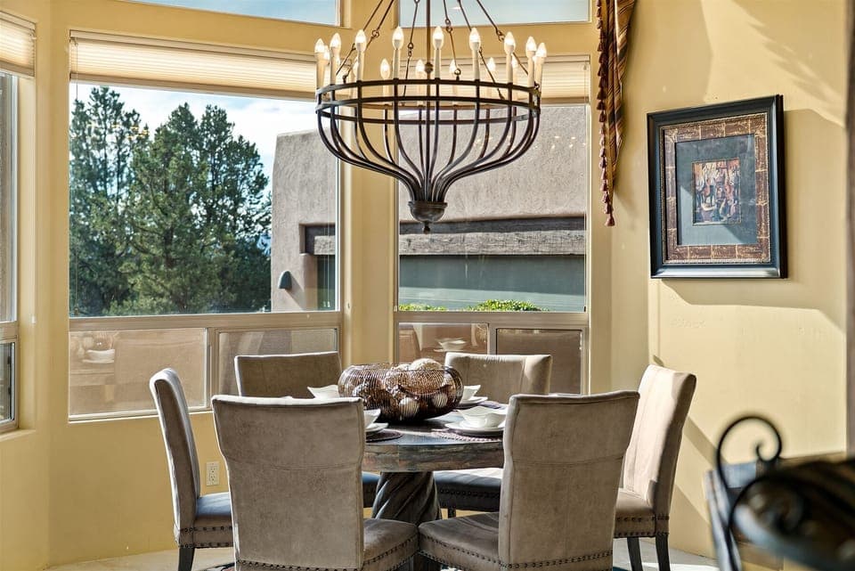 Formal dining for all your guests