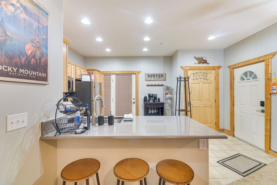 Kitchen | Complimentary Spices & Welcome Basket
