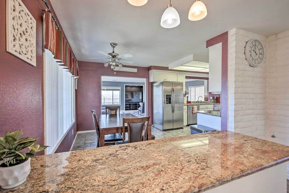 Dining Area | Dishware Provided