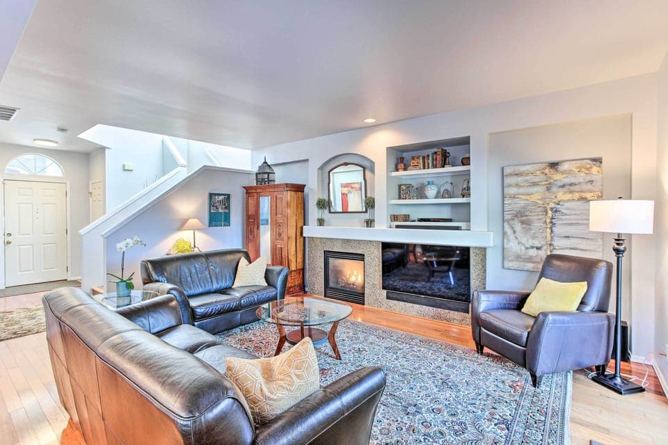 Tacoma Vacation Rental | 3BR | 2.5BA | 2,000 Sq Ft | Stairs Required for Access