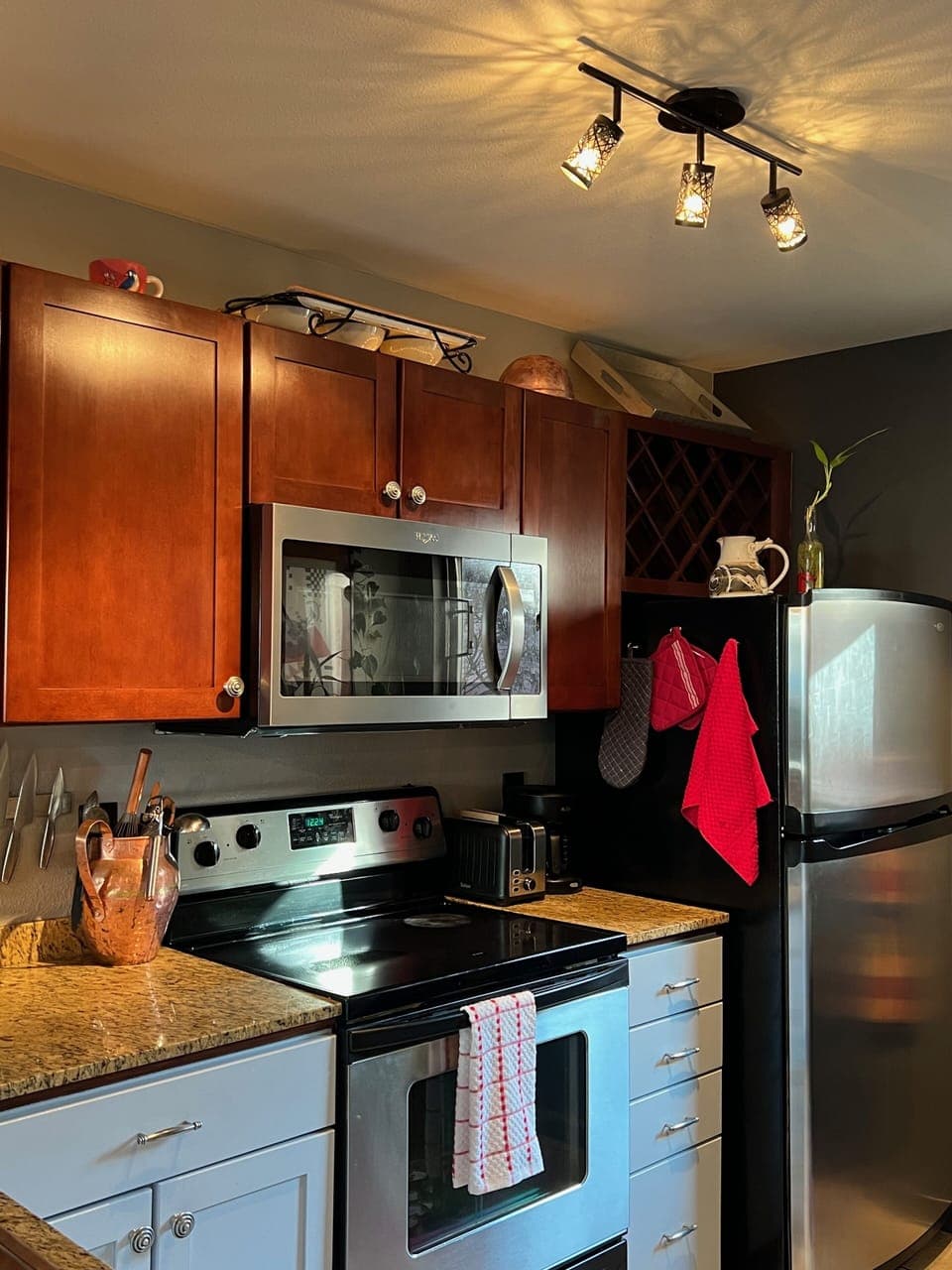 Nearly new microwave, knives, coffee maker, toaster, dishes and more