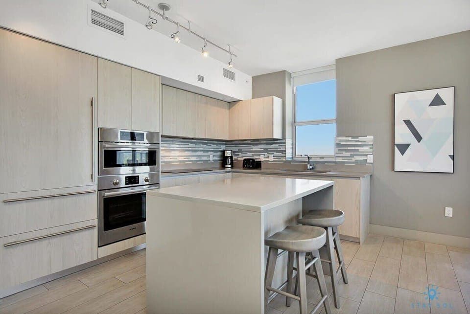 Fully-equipment kitchen