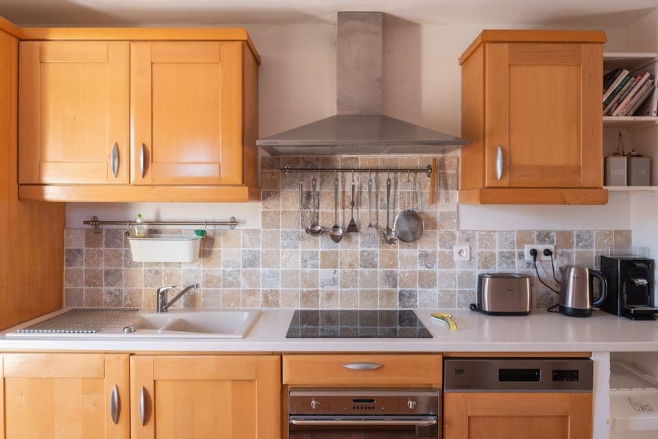 Fully equipped kitchen