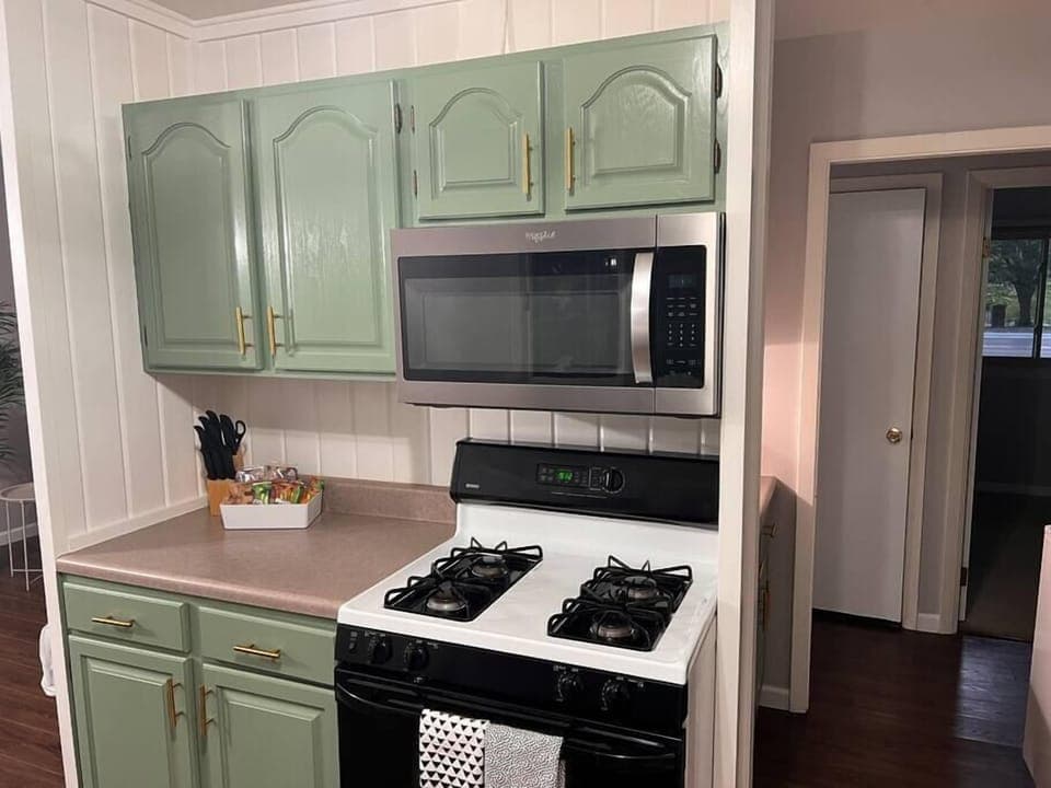 Kitchen (2)