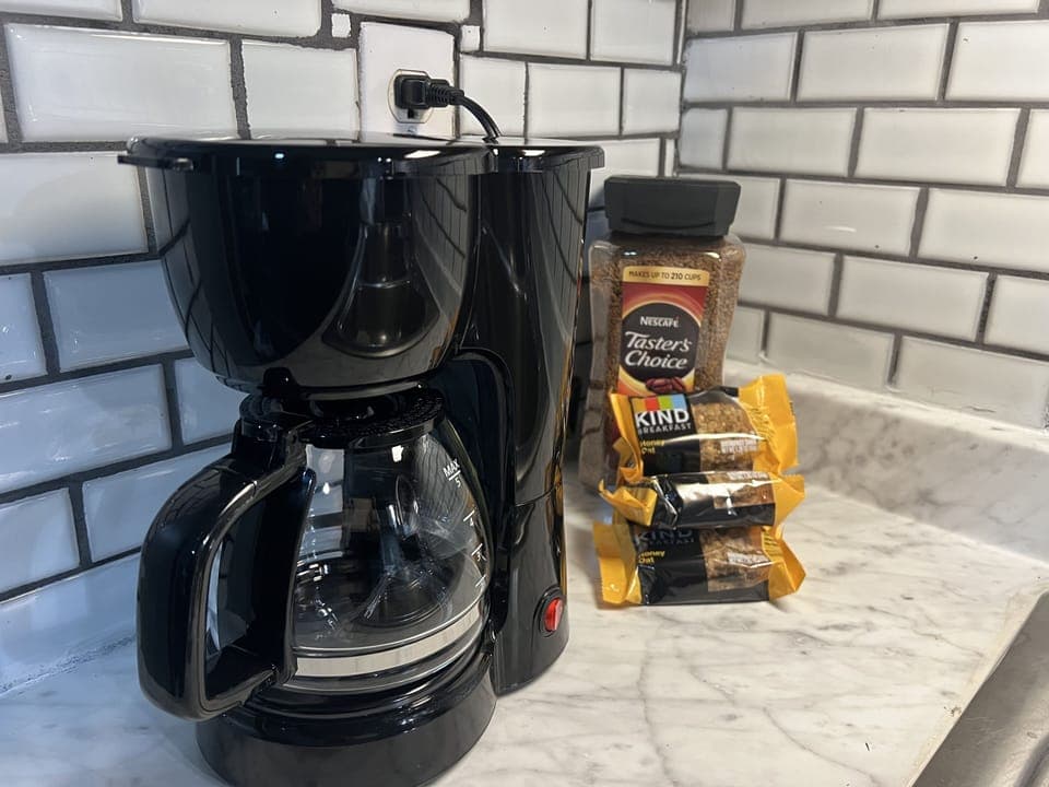 Complementary coffee and breakfast bars