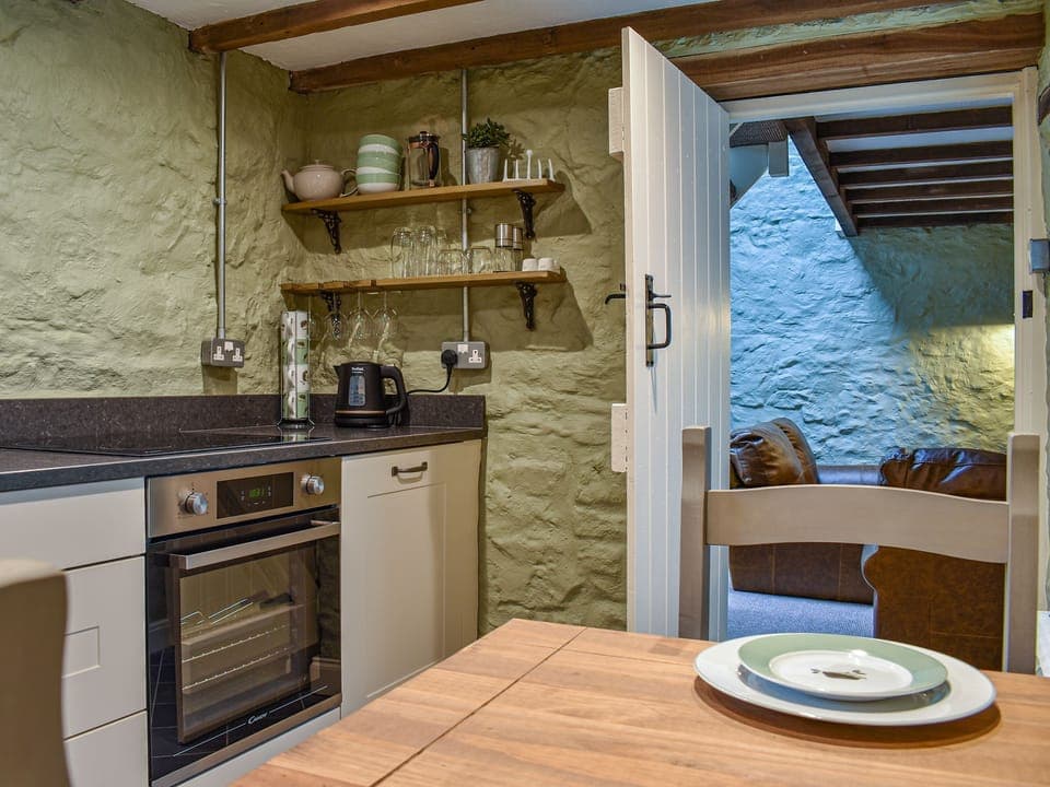 Kitchen/diner | Little Sitch Barn - Sitch Barns, Matlock