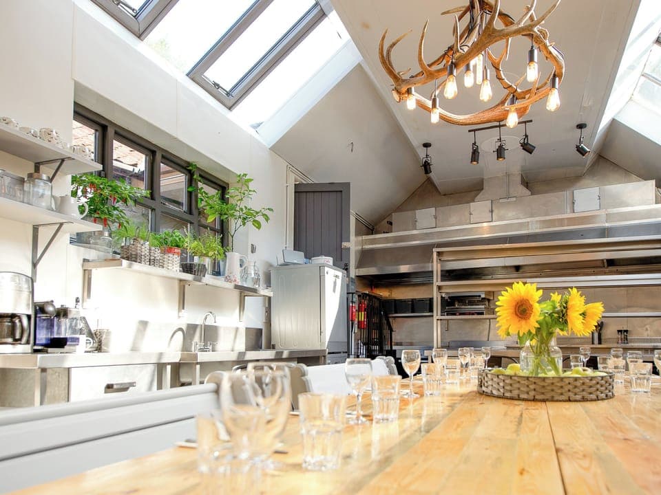 Kitchen/diner | Crown Inn, Woolhope, near Ledbury