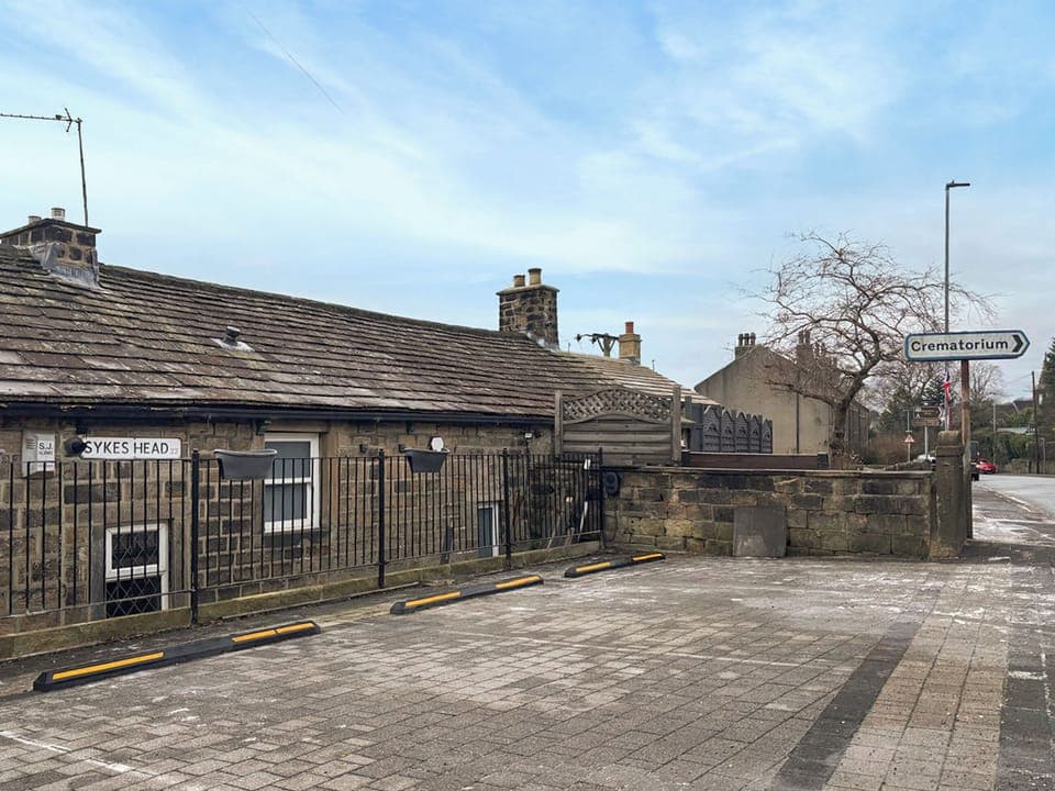 Exterior | 23 Sykes Head Cottage - Sykes Cottages, Oakworth