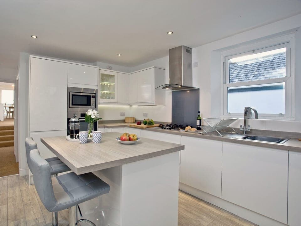 Kitchen/diner | Anchor Loft, Fowey