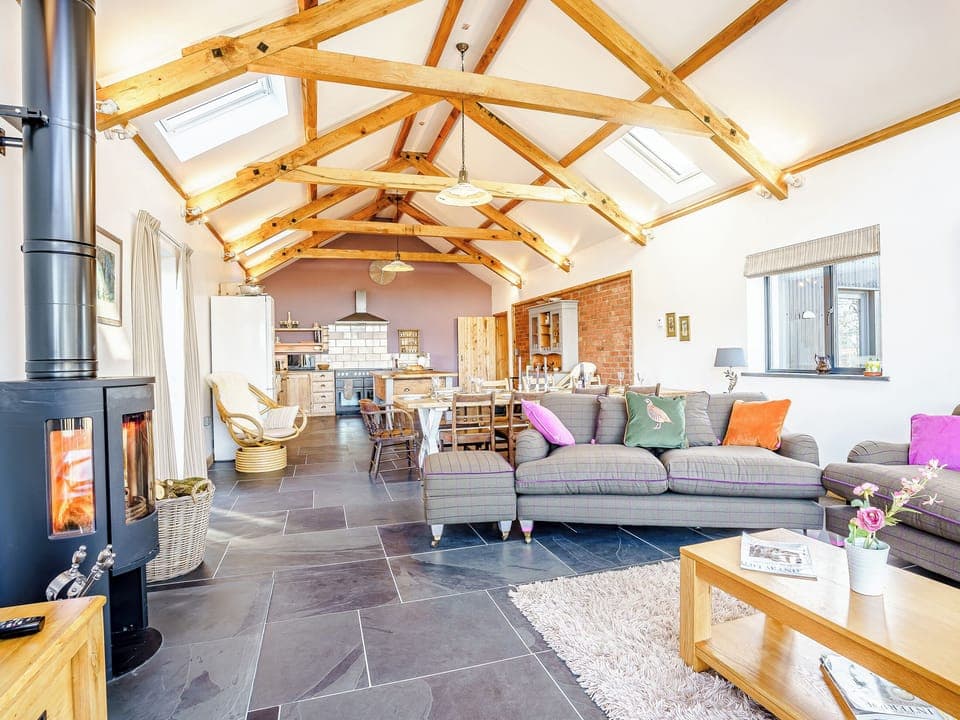 Open plan living space | Glowty Newydd - Y Tai Fferm, Llandissilio, near Narberth