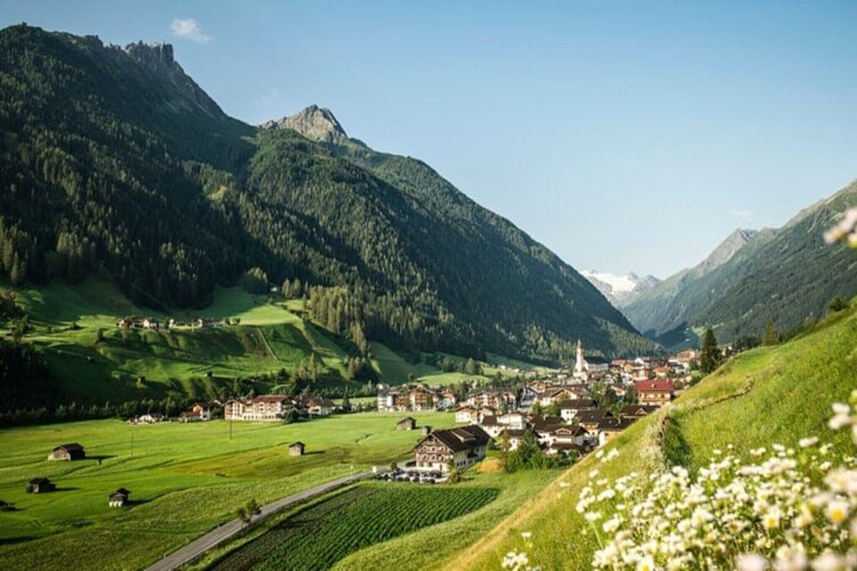 Surroundings [summer] (1-5 km)