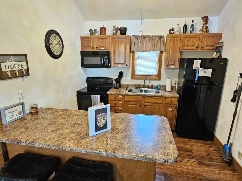 Cabin 2 - Kitchen