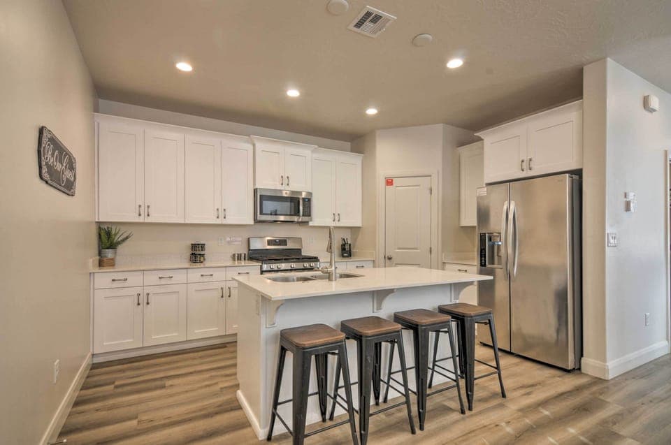 Fully Equipped Kitchen | Cooking Basics | Free WiFi