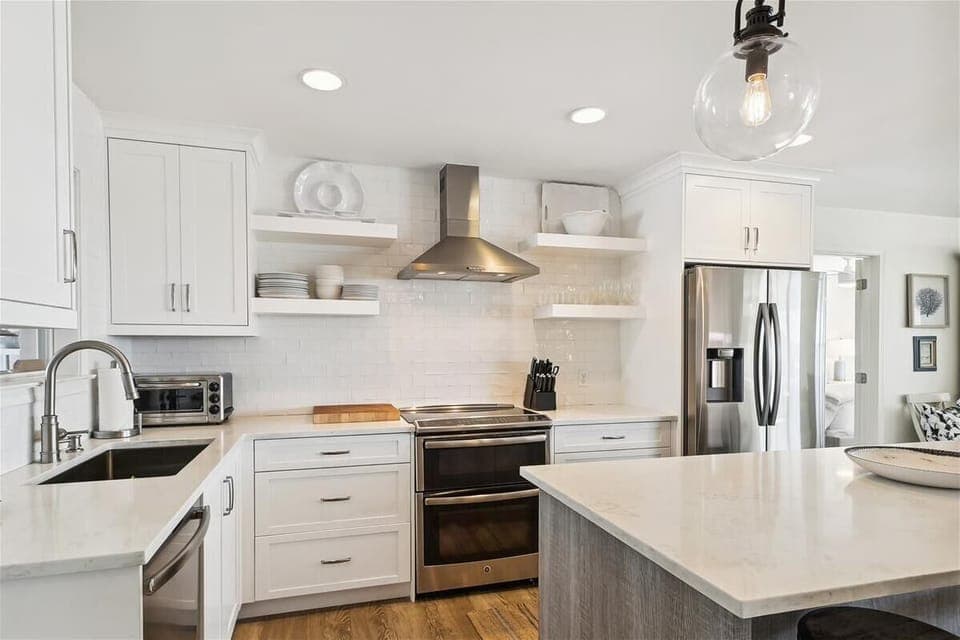 Modern Gourmet Kitchen