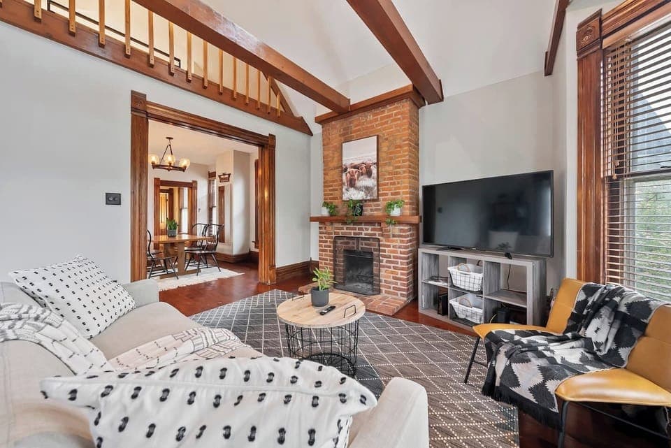 Cozy winter morning, anyone?