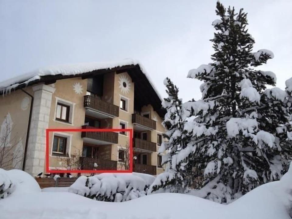 Chesa BurdunVia Charels Sur 6