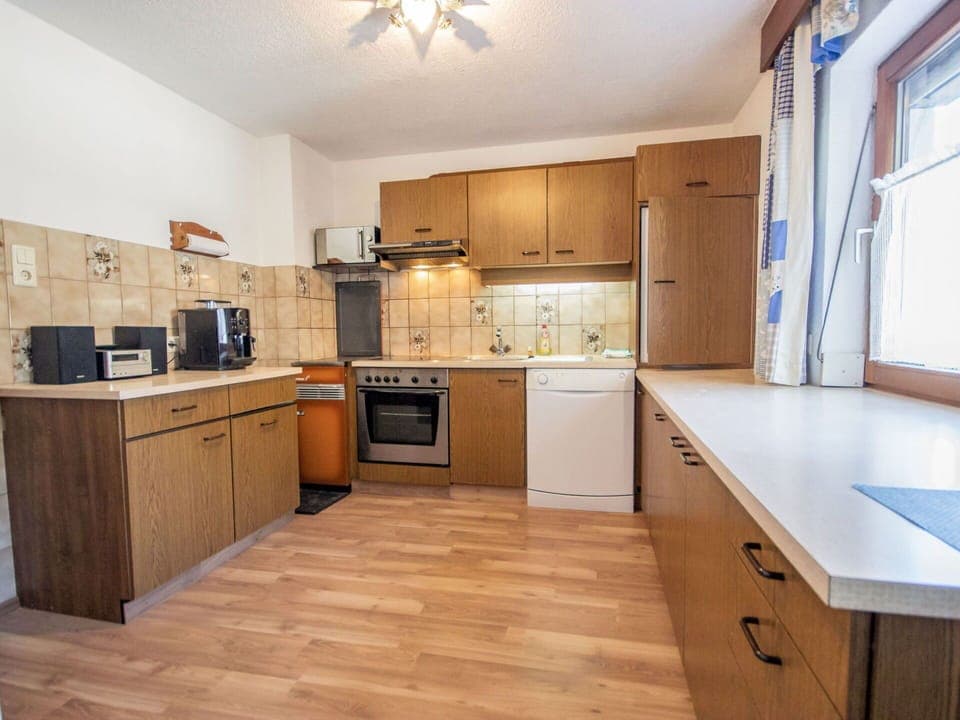 Cabinetry, Countertop, Property, Furniture, Kitchen Sink, Kitchen, Kitchen Appliance, Kitchen Stove, Home Appliance, Sink