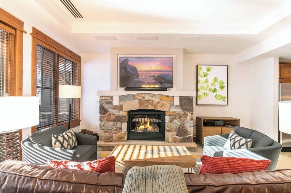 1693844775756-1649-19