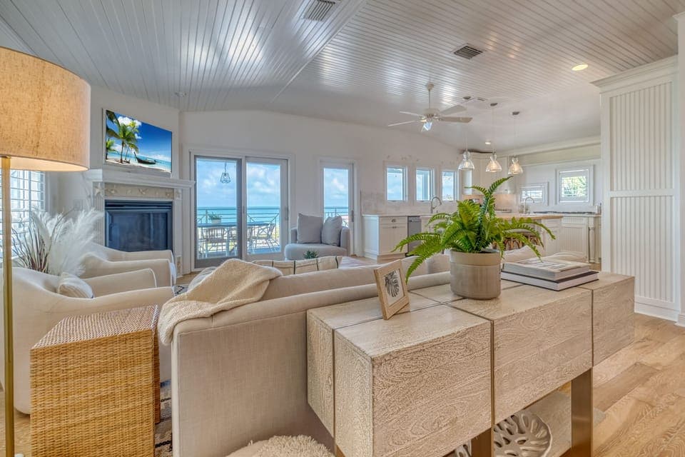 BH Main Living Area