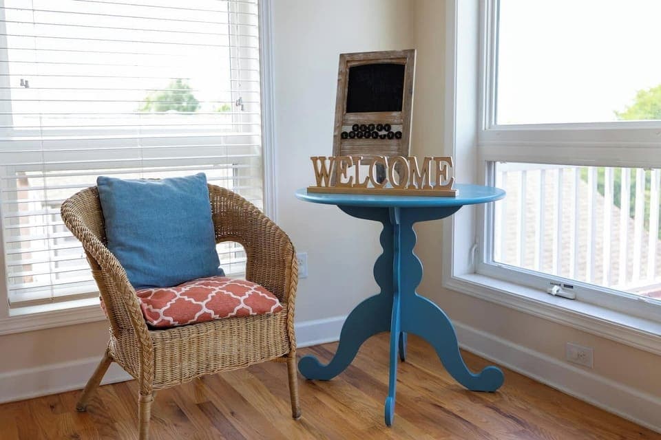 Welcome Sitting Area 