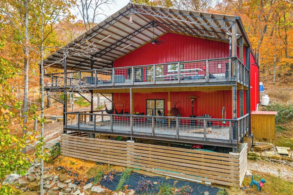 Garfield Vacation Rental | 4BR | 3BA | 2,400 Sq Ft | Step-Free Access