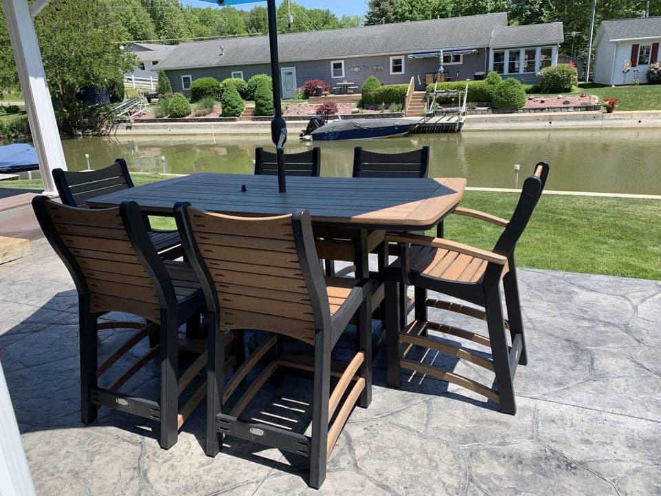 Outdoor Dining Area