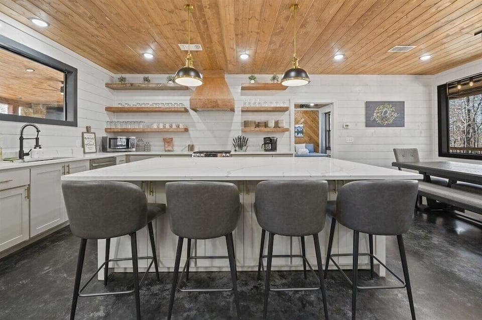 Kitchen: Bright, airy space with modern finishes, ideal for culinary adventures! Enjoy the view!area