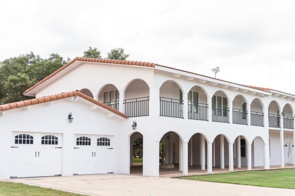 Main House and parking 